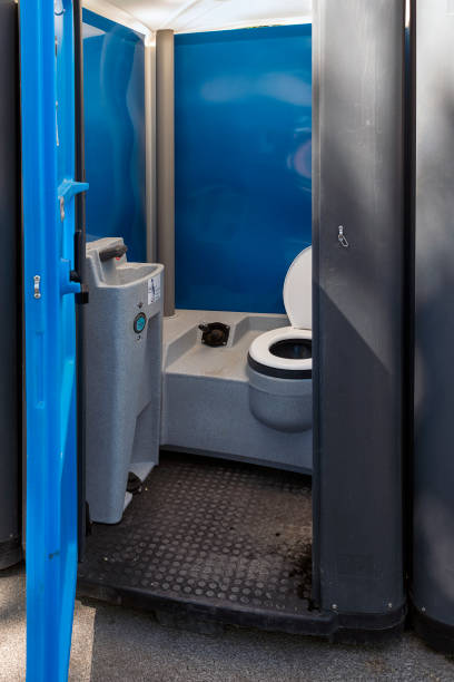 Best High-end porta potty rental  in Castlewood, VA